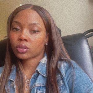 Meet your Posher, Daisha